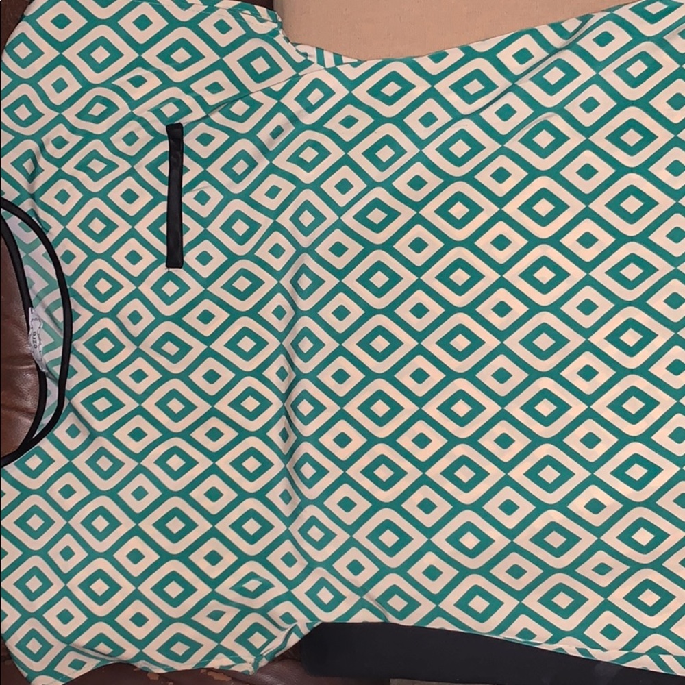 Blouse - Picture 2 of 3